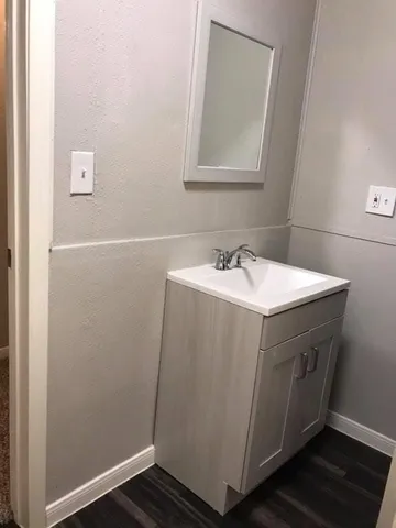 $750 | 1020 1/2 North Main Street, Unit 10, Baytown, TX 77520