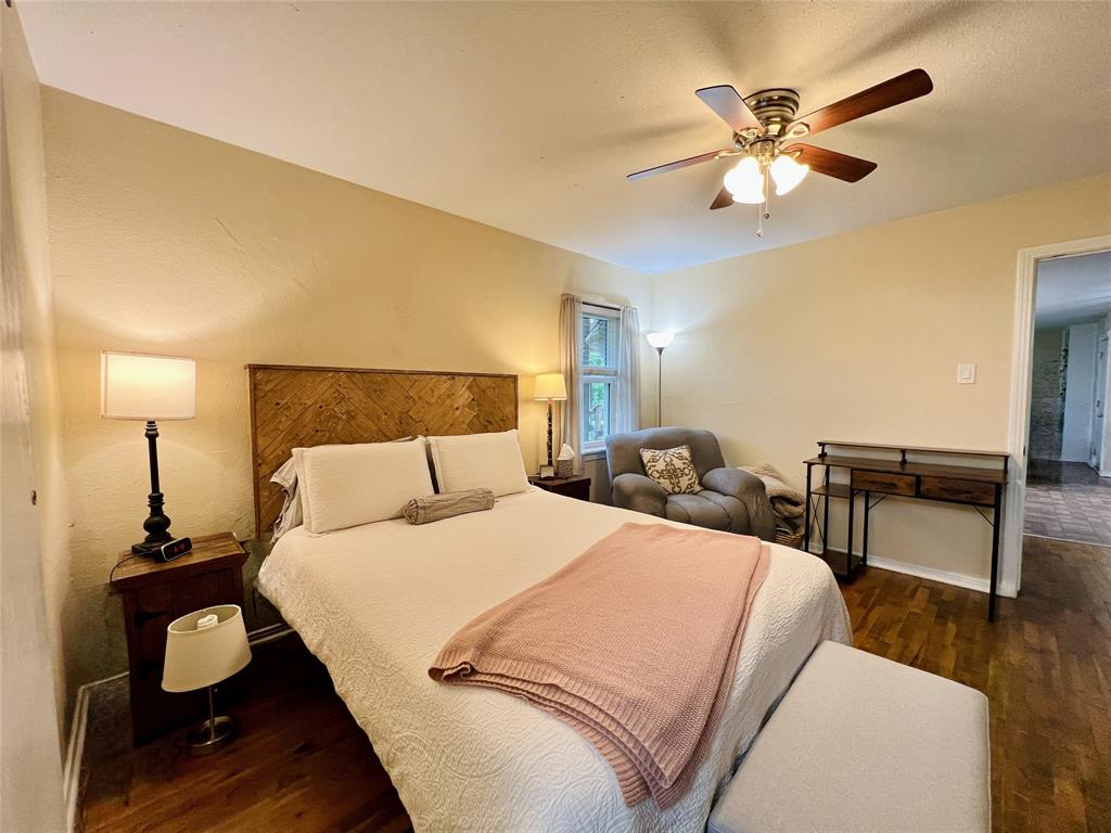 310 West 15th Street Irving, TX 75060 - Photo 8 of 30