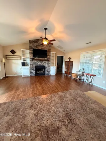 $249,900 | 561 Singletary Avenue, Elizabethtown, NC 28337