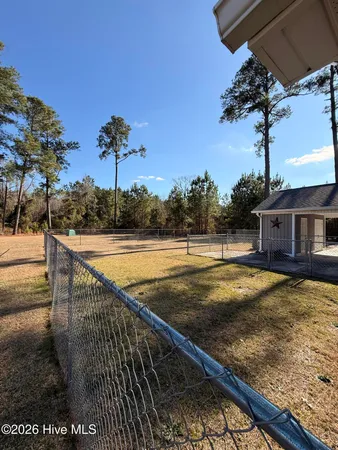$249,900 | 561 Singletary Avenue, Elizabethtown, NC 28337