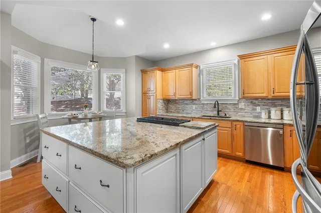 $500,000 | 702 Bogey Boulevard, Seneca, SC 29678