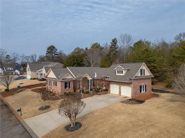 $500,000 | 702 Bogey Boulevard, Seneca, SC 29678
