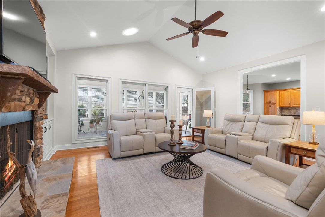 702 Bogey Boulevard Seneca, SC 29678 - Photo 9 of 50