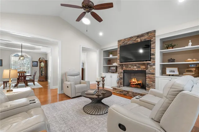 $500,000 | 702 Bogey Boulevard, Seneca, SC 29678