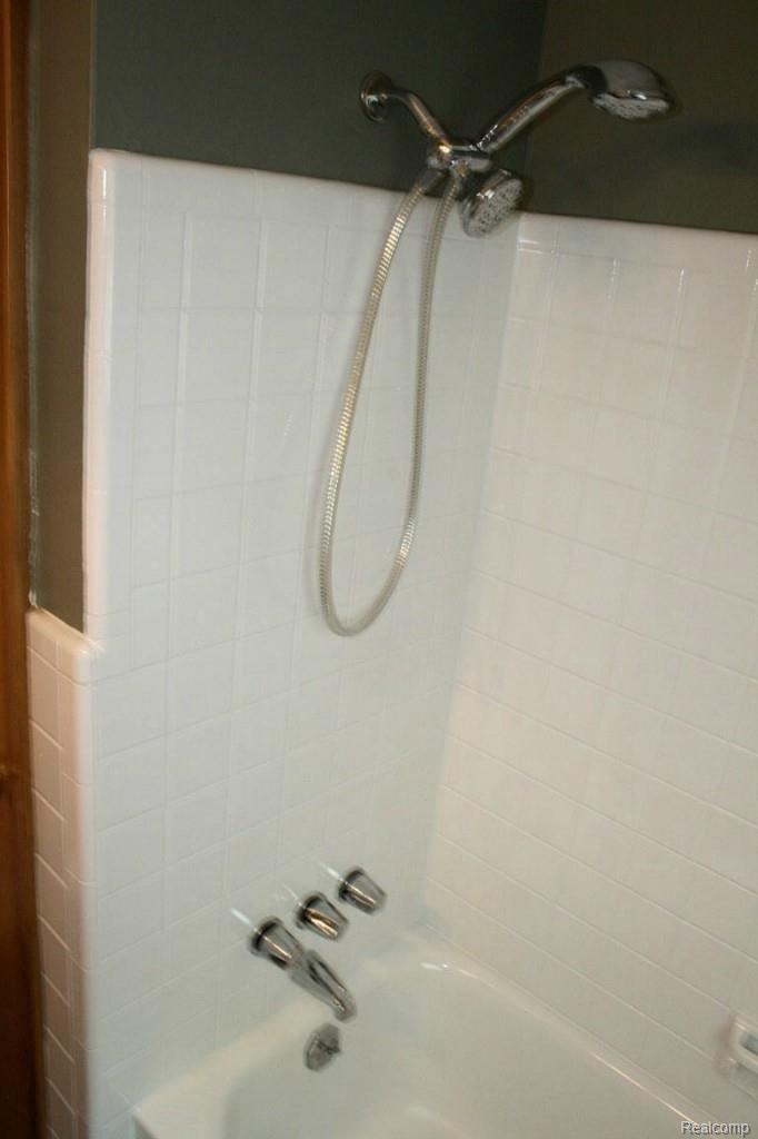 53740 Shelby Road Utica, MI 48316 - Photo 19 of 35 19.jpg