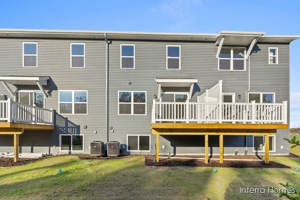 $345,900 | 6118 Burgess Dr Spring Lake, Unit 11, Muskegon, MI 49444