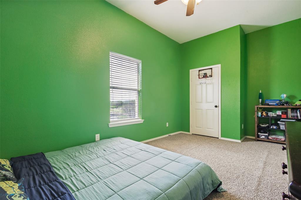 1 Pleasant Valley Sanger, TX 76266 - Photo 23 of 37 Upstairs bedroom