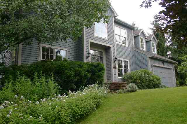 35 Hunting Road Colonie, NY 12205 - Photo 1 of 11 Photo 1