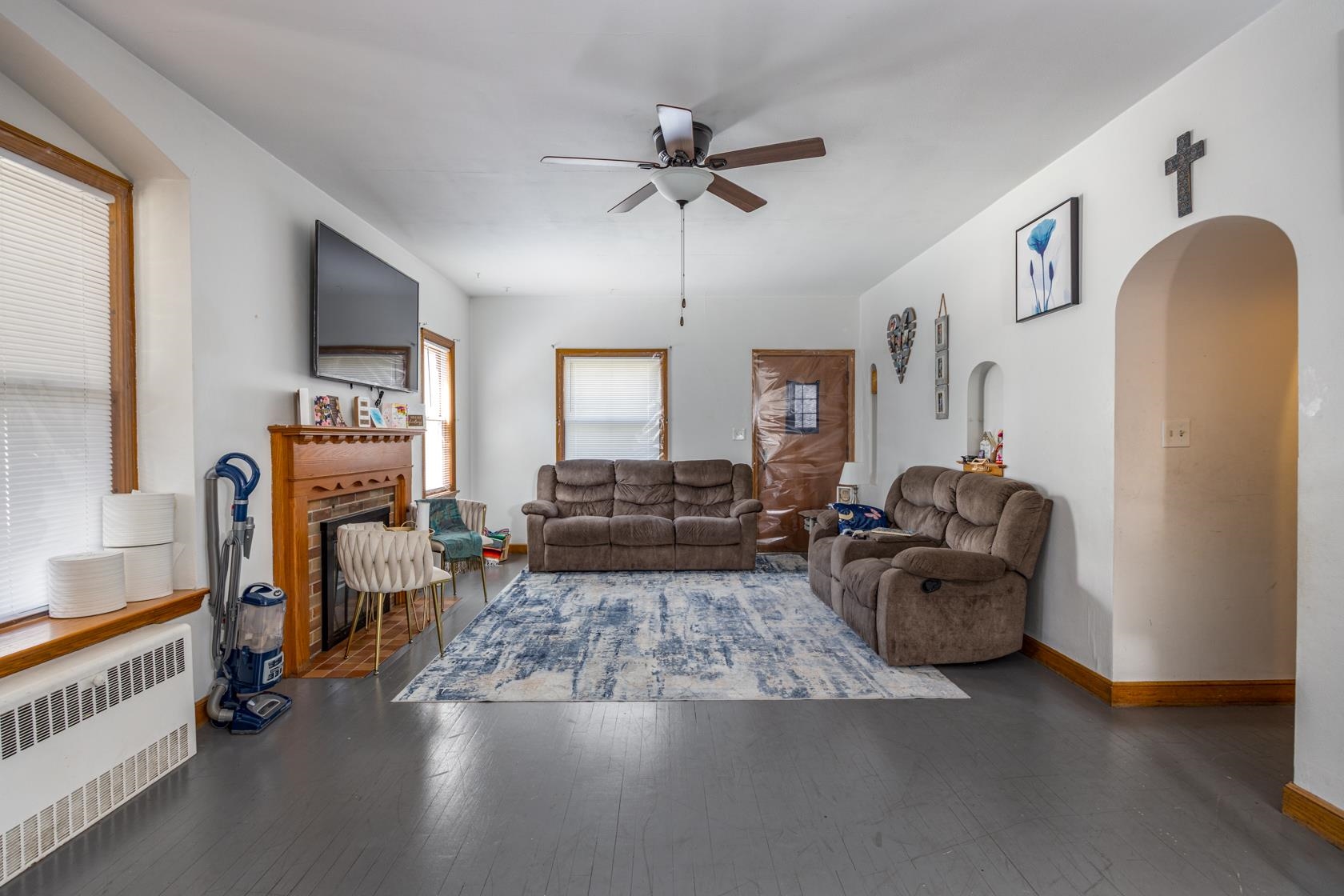 714 North Oneida Street Appleton, WI 54911 - Photo 4 of 25