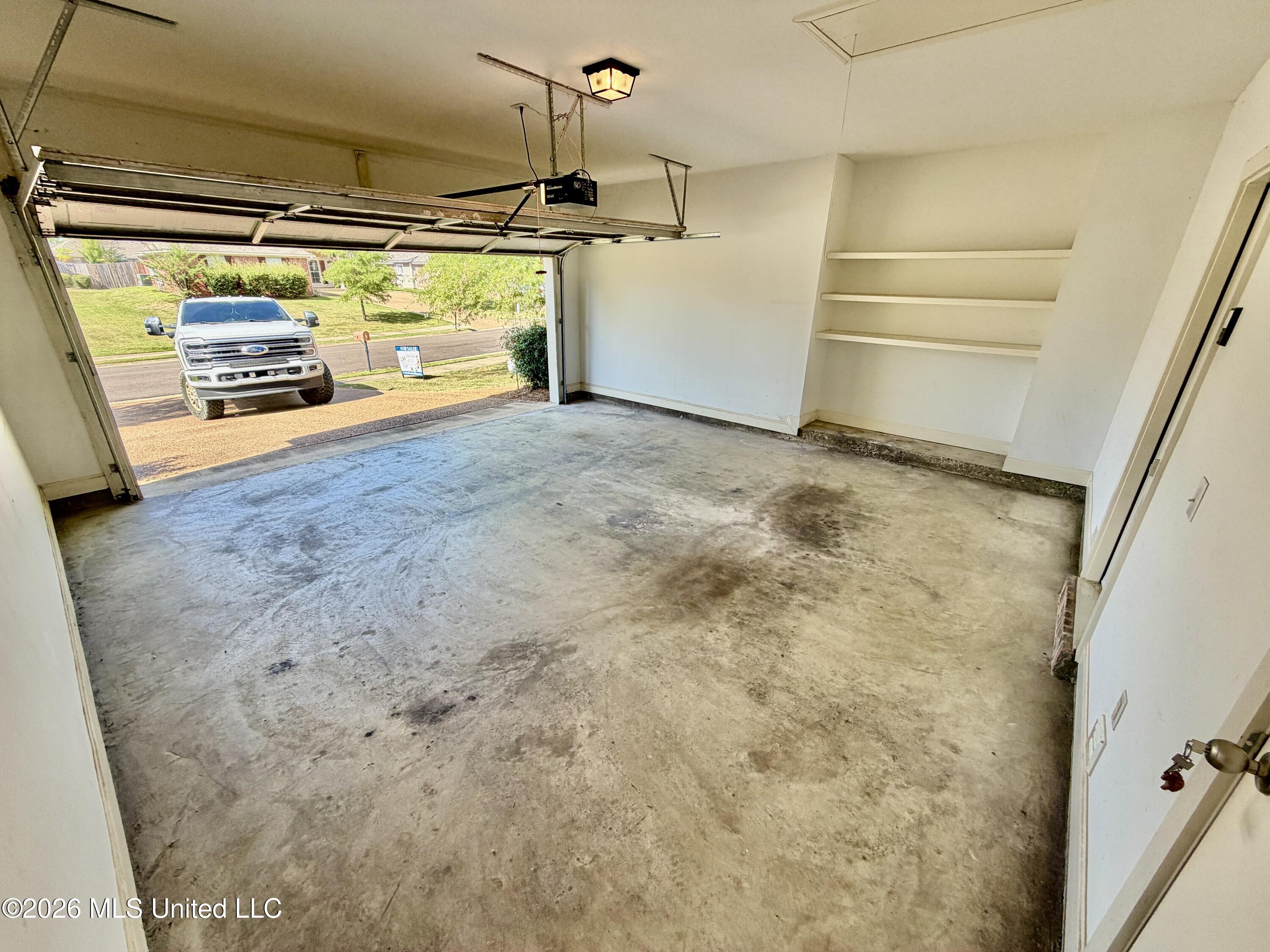 307 Springhill Point Brandon, MS 39047 - Photo 14 of 15 garage2