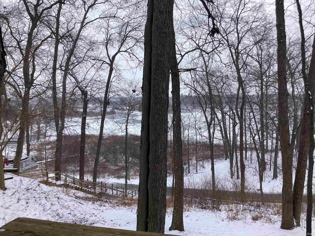 $329,000 | 40 Lane 254 Hamilton Lake, Hamilton, IN 46742