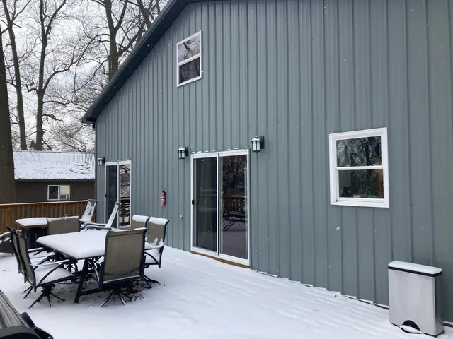 $349,000 | 40 Lane 254 Hamilton Lake, Hamilton, IN 46742