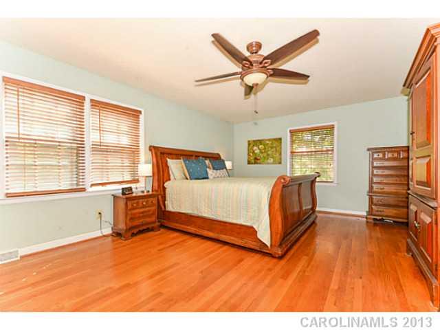 5423 Guildbrook Road Charlotte, NC 28226 - Photo 9 of 16 Gallery Image 9