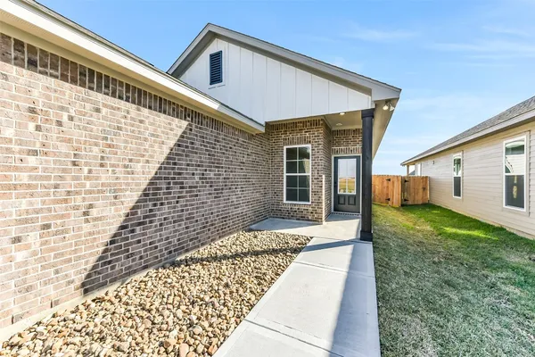 $265,430 | 822 Countryside Glade Lane, Rosharon, TX 77583