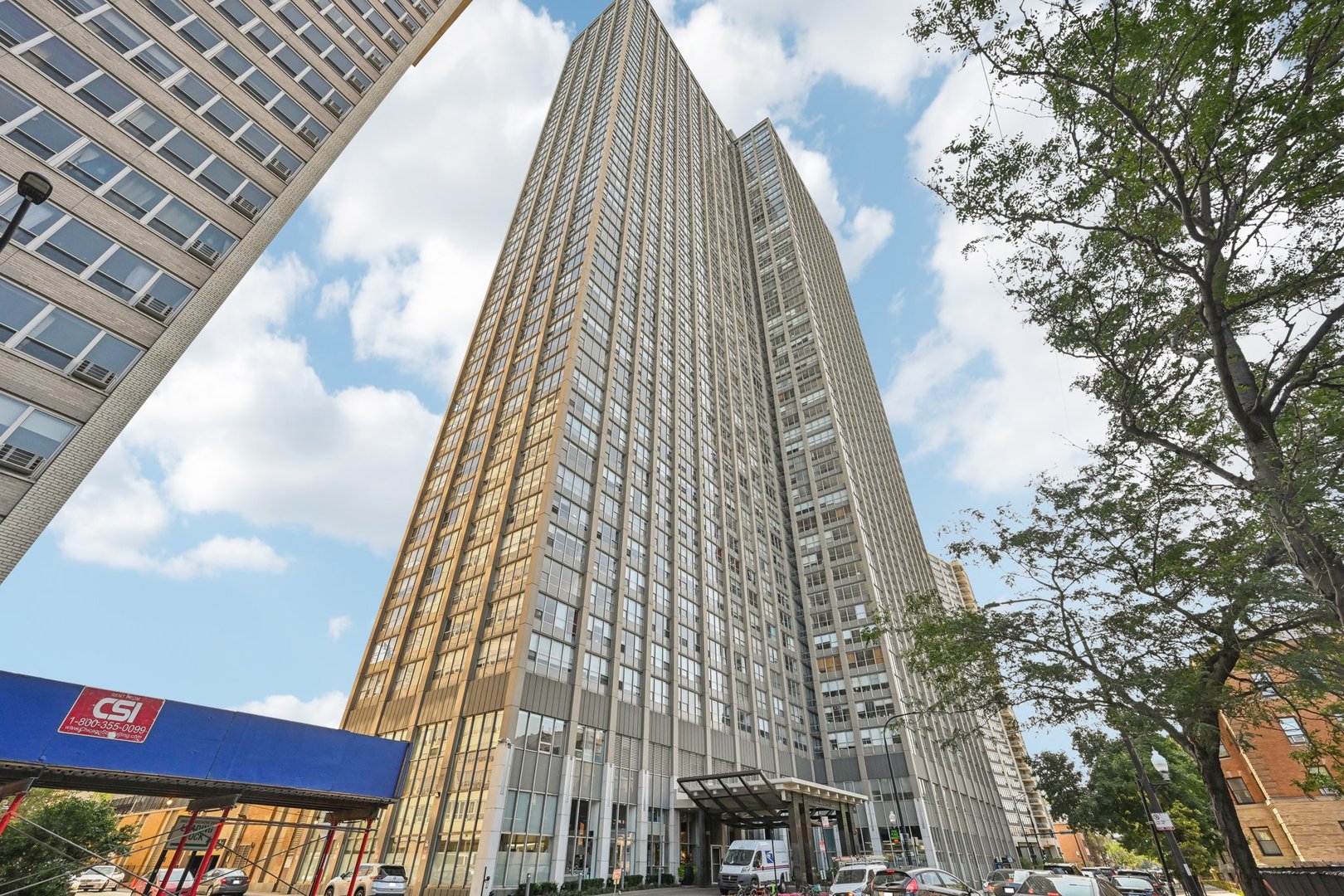 655 West Irving Park Road, Unit 5306 Chicago, IL 60613 - Photo 2 of 36