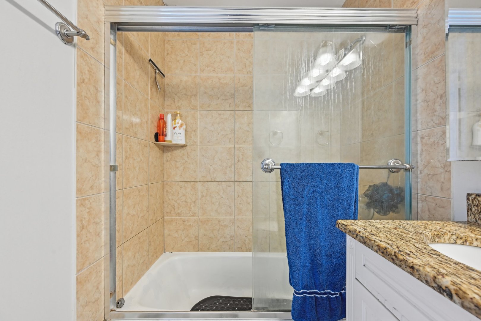 655 West Irving Park Road, Unit 5306 Chicago, IL 60613 - Photo 22 of 36