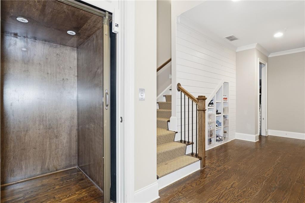 2085 Bellrick Road Northwest Atlanta, GA 30318 - Photo 51 of 78