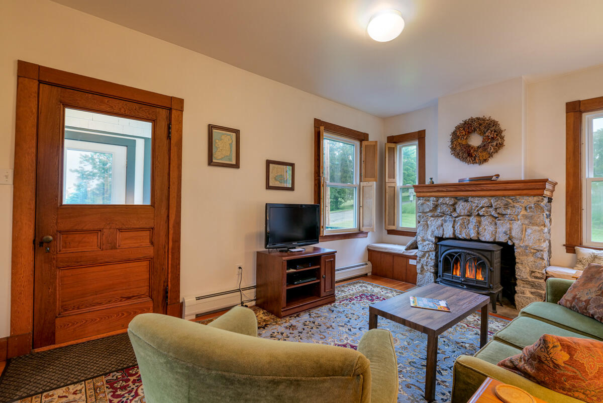 37 Tarratine Street Castine, ME 04421 - Photo 14 of 60 05-37 Tarratine St LoRes-DTP