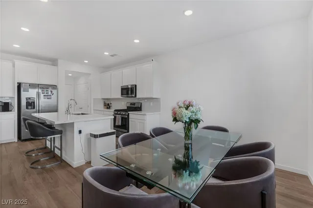 $468,998 | 2935 Gaffer Film Street, Las Vegas, NV 89156