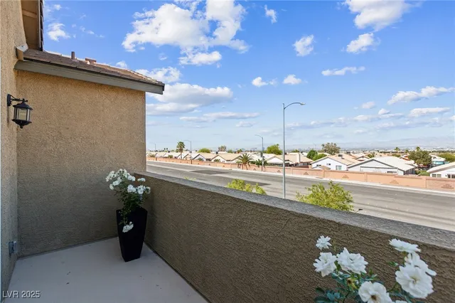 $468,998 | 2935 Gaffer Film Street, Las Vegas, NV 89156