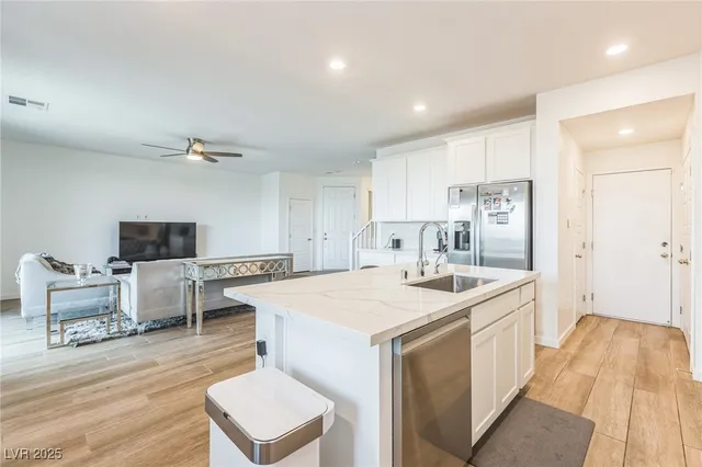 $468,998 | 2935 Gaffer Film Street, Las Vegas, NV 89156