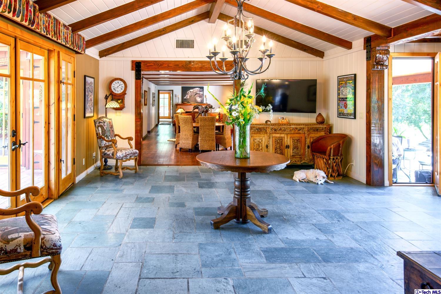 10330 McBroom Street Sunland, CA 91040 - Photo 38 of 66