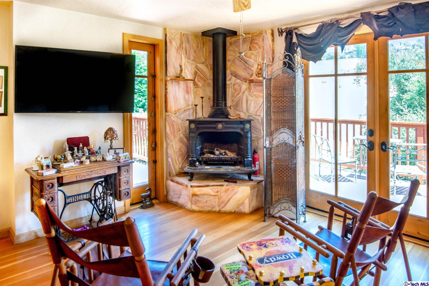 10330 McBroom Street Sunland, CA 91040 - Photo 39 of 66