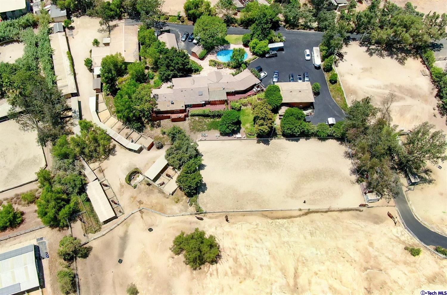 10330 McBroom Street Sunland, CA 91040 - Photo 7 of 66