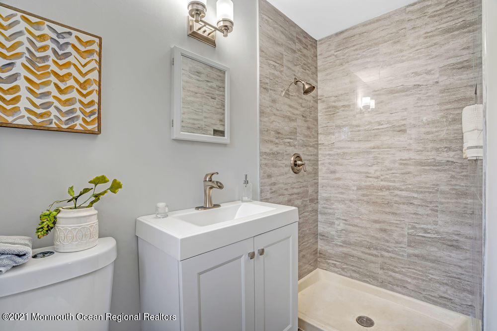 277 Harmony Road Middletown, NJ 07748 - Photo 10 of 33 031_dsc08050_1_2_3_4