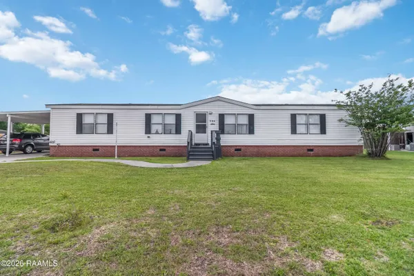 $186,300 | 906 Troy Road, New Iberia, LA 70563