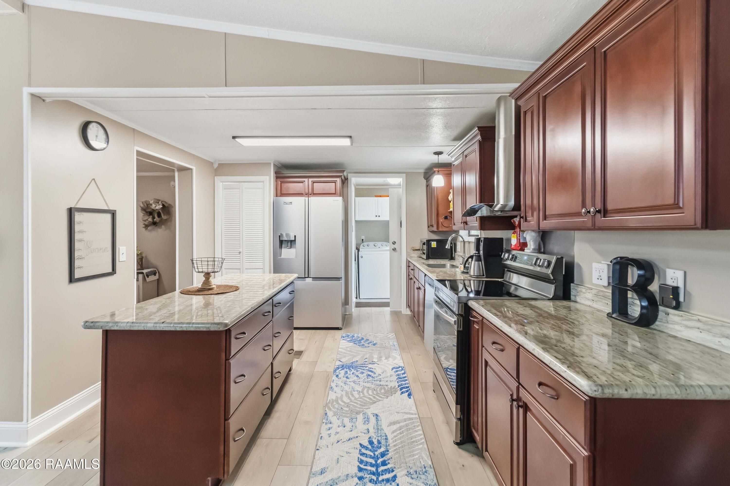 906 Troy Road New Iberia, LA 70563 - Photo 11 of 31 011