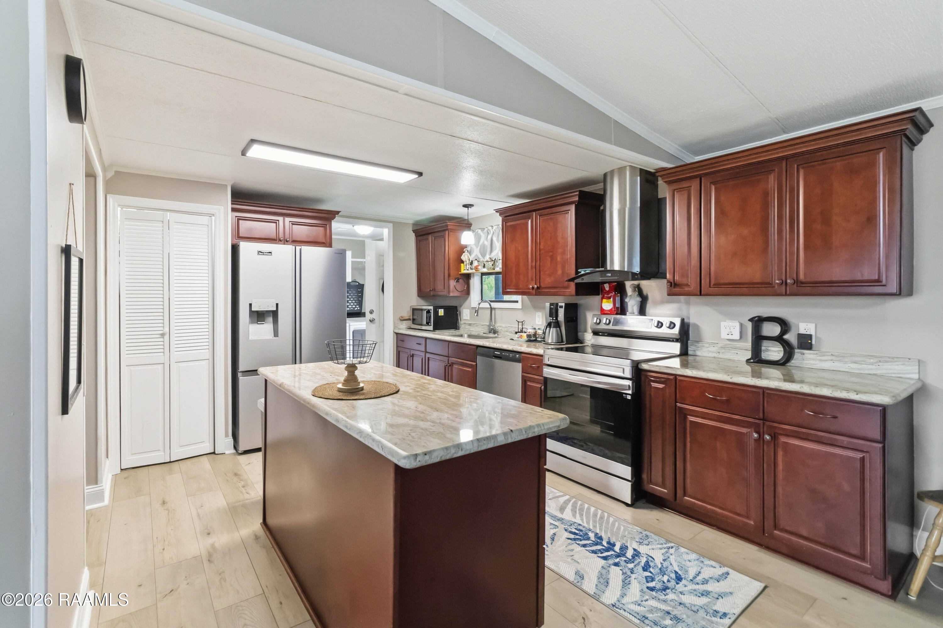 906 Troy Road New Iberia, LA 70563 - Photo 12 of 31 012