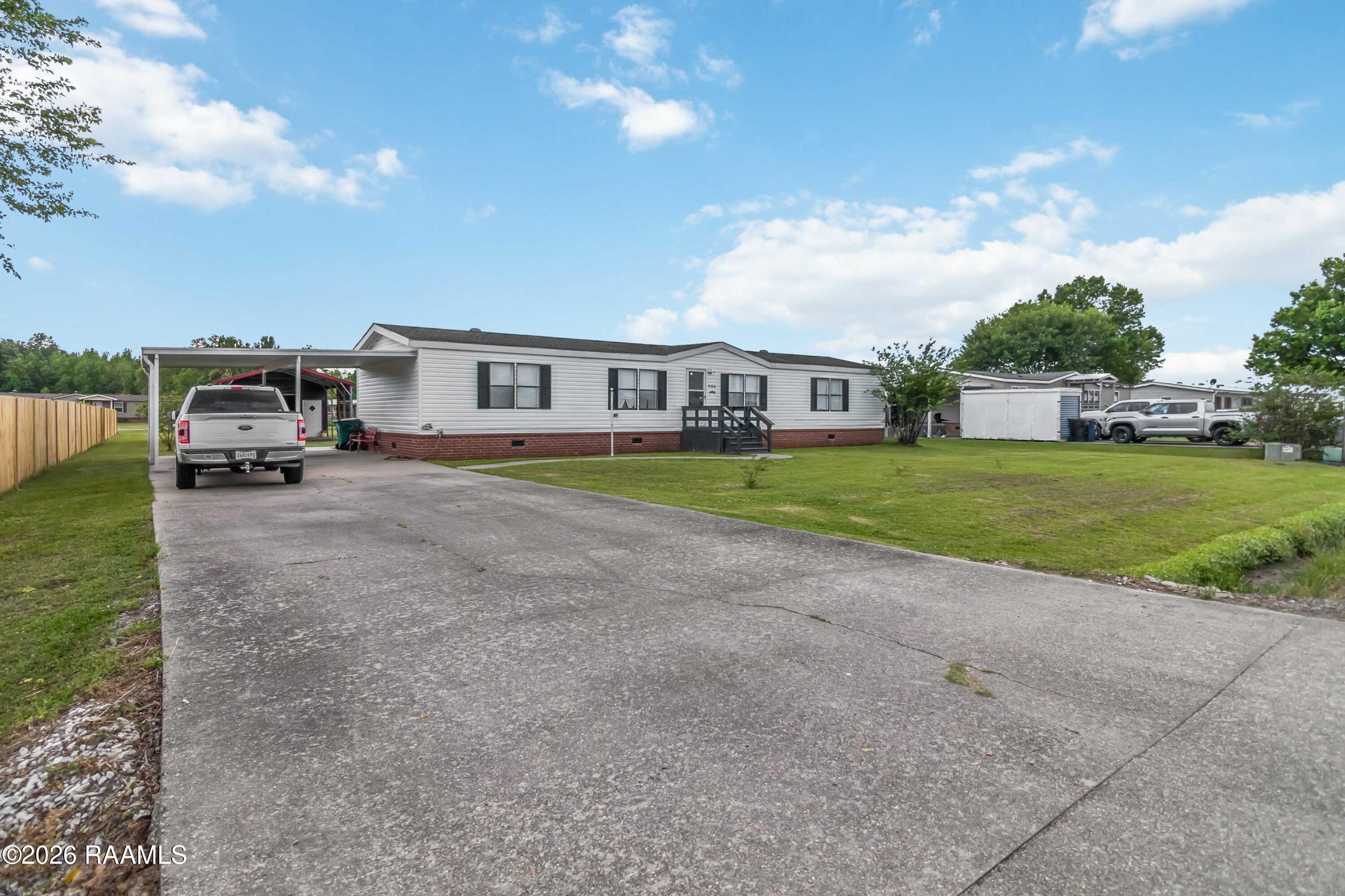 906 Troy Road New Iberia, LA 70563 - Photo 3 of 31 001