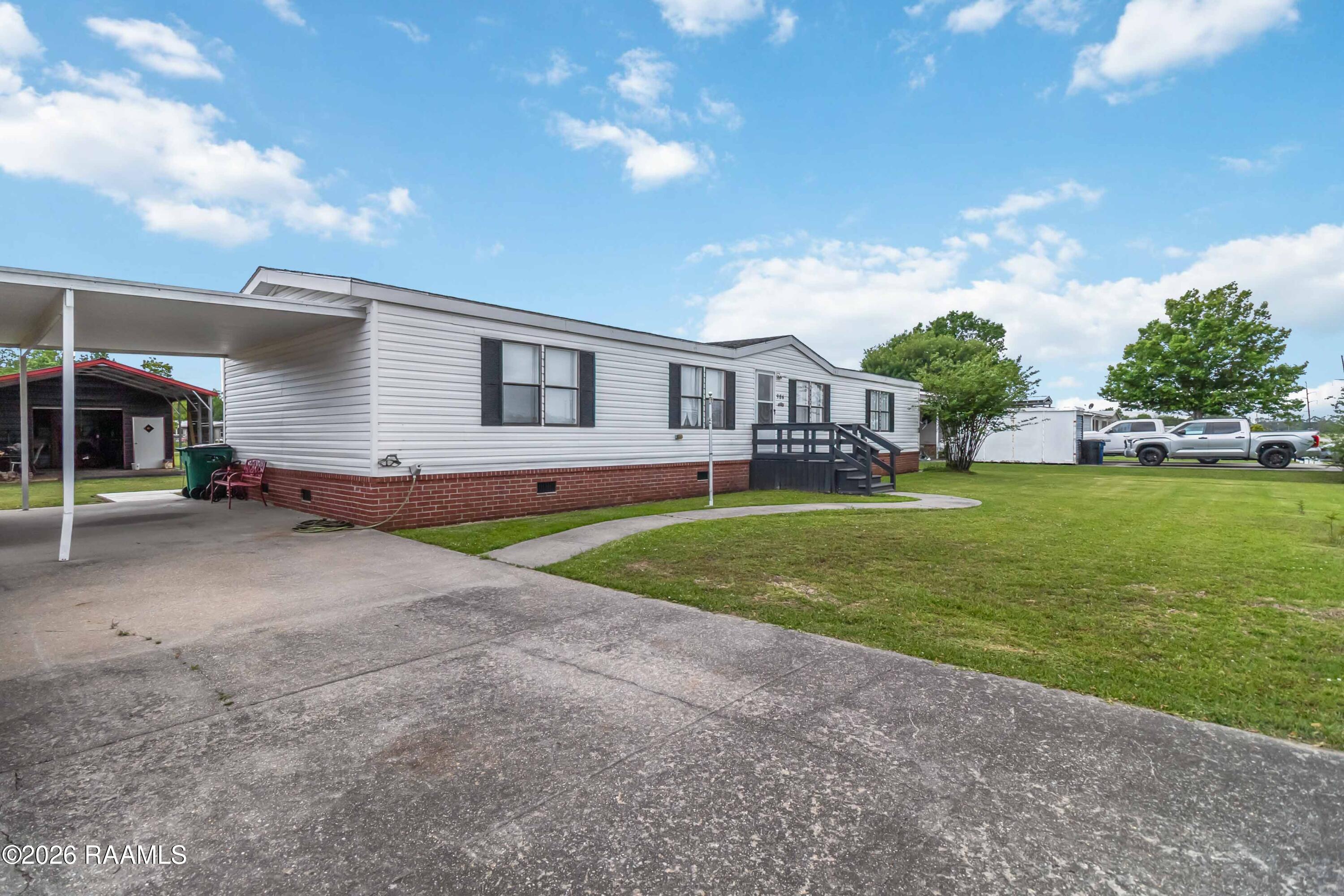 906 Troy Road New Iberia, LA 70563 - Photo 6 of 31 006