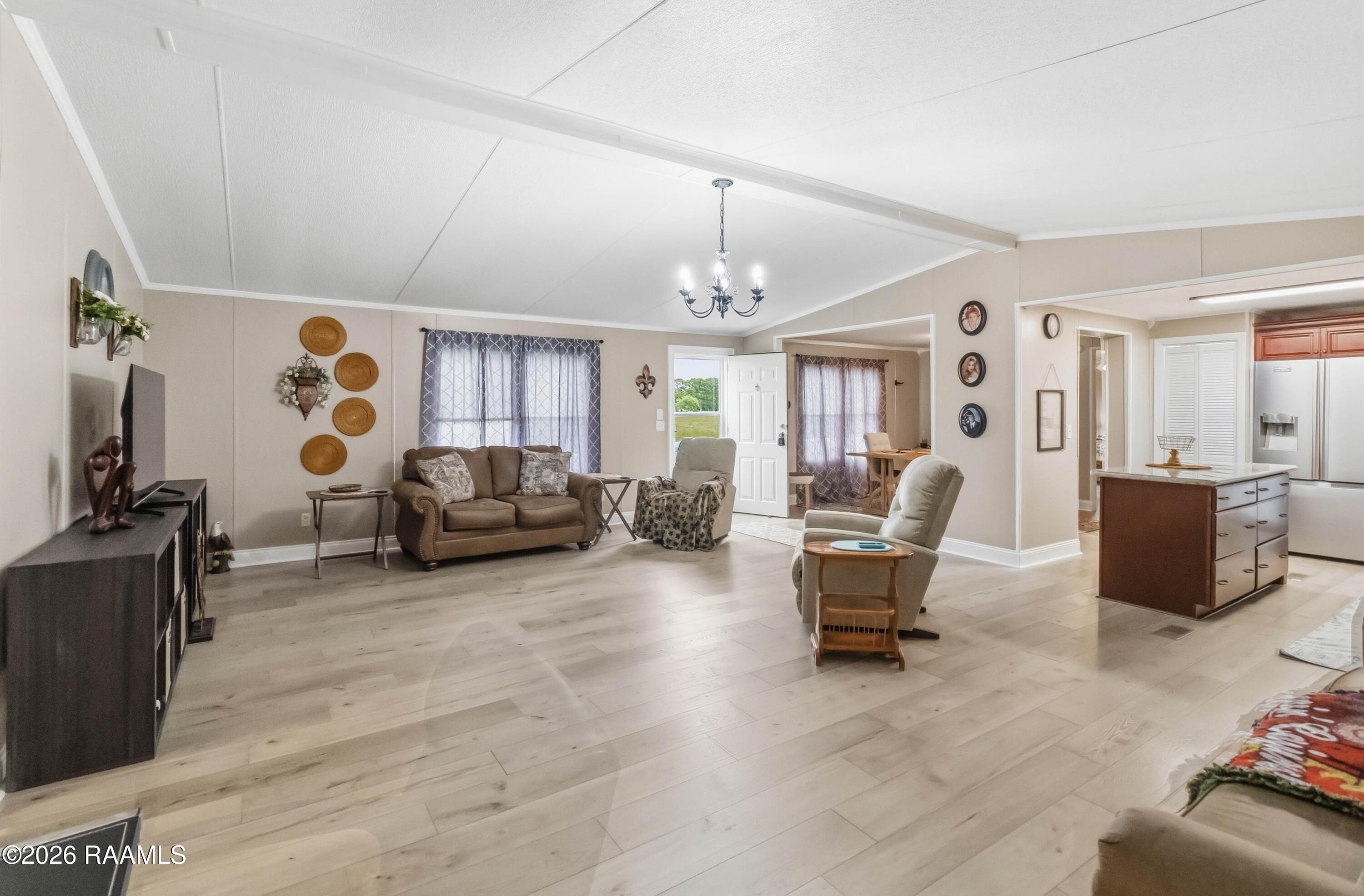 906 Troy Road New Iberia, LA 70563 - Photo 9 of 31 009