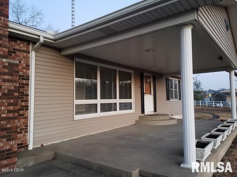 13381 Hamilton Pike Road Whittington, IL 62897 - Photo 5 of 25 Gallery Image 5