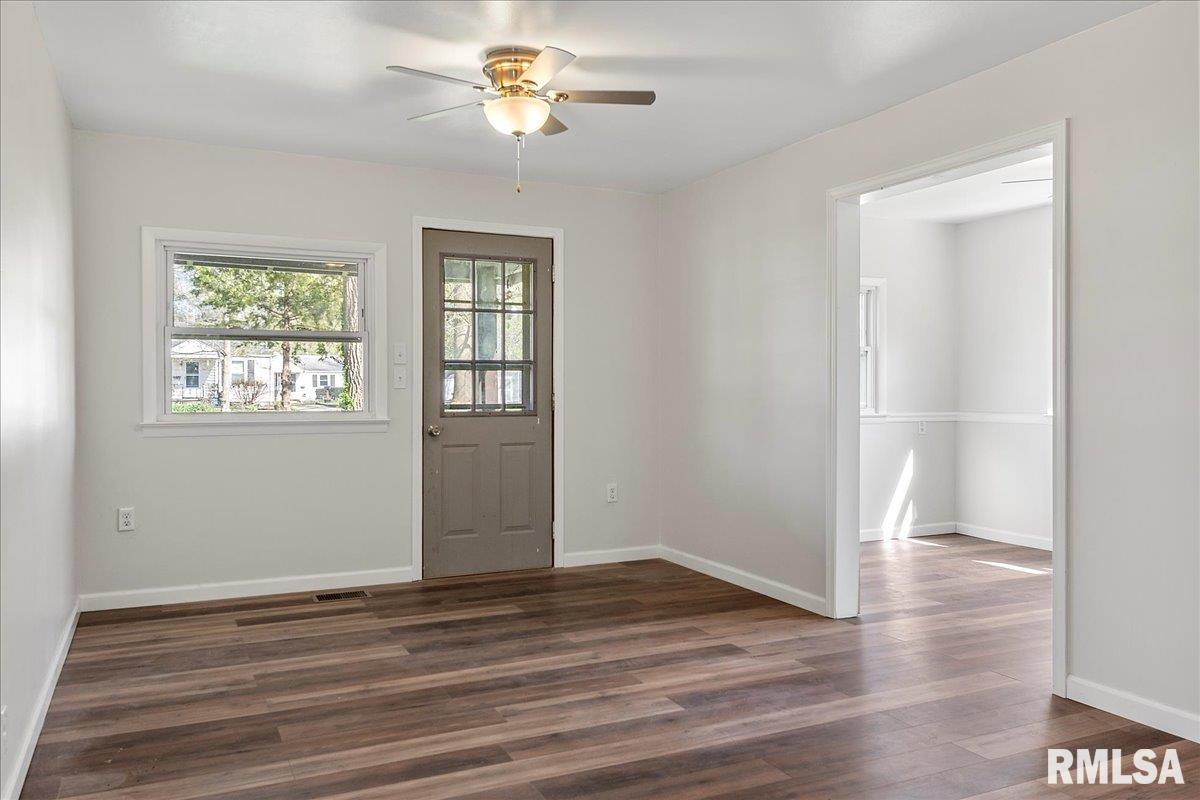 3127 South 2nd Street Springfield, IL 62703 - Photo 8 of 31