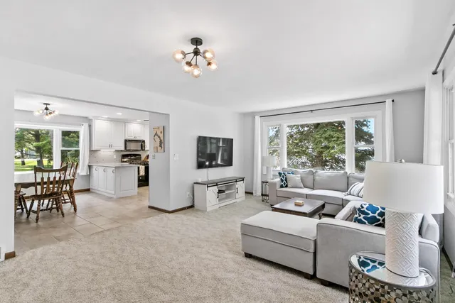 $699,000 | N8283 North McKinley Beach Road, Beaver Dam, WI 53916