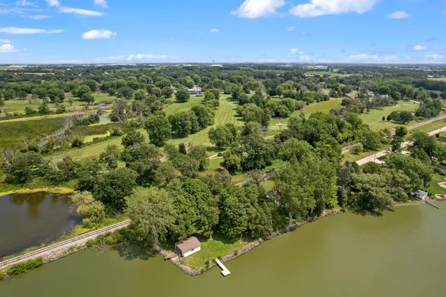 $699,000 | N8283 North McKinley Beach Road, Beaver Dam, WI 53916