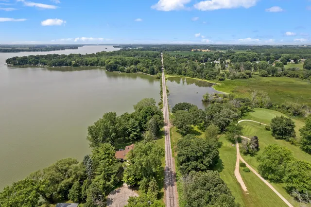 $699,000 | N8283 North McKinley Beach Road, Beaver Dam, WI 53916