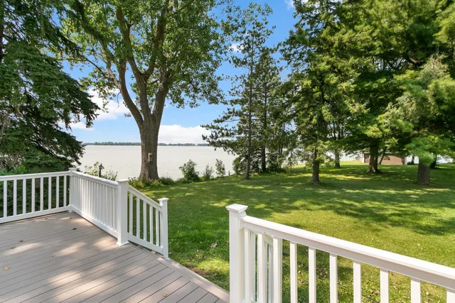 $699,000 | N8283 North McKinley Beach Road, Beaver Dam, WI 53916