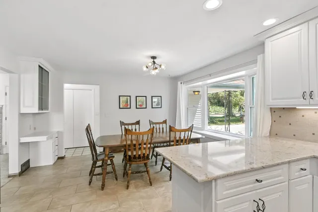 $699,000 | N8283 North McKinley Beach Road, Beaver Dam, WI 53916