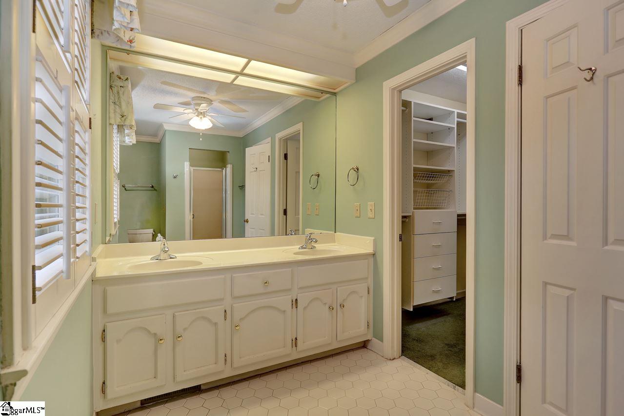 125 River Oaks Road Greer, SC 29650 - Photo 21 of 28 Gallery Image 21