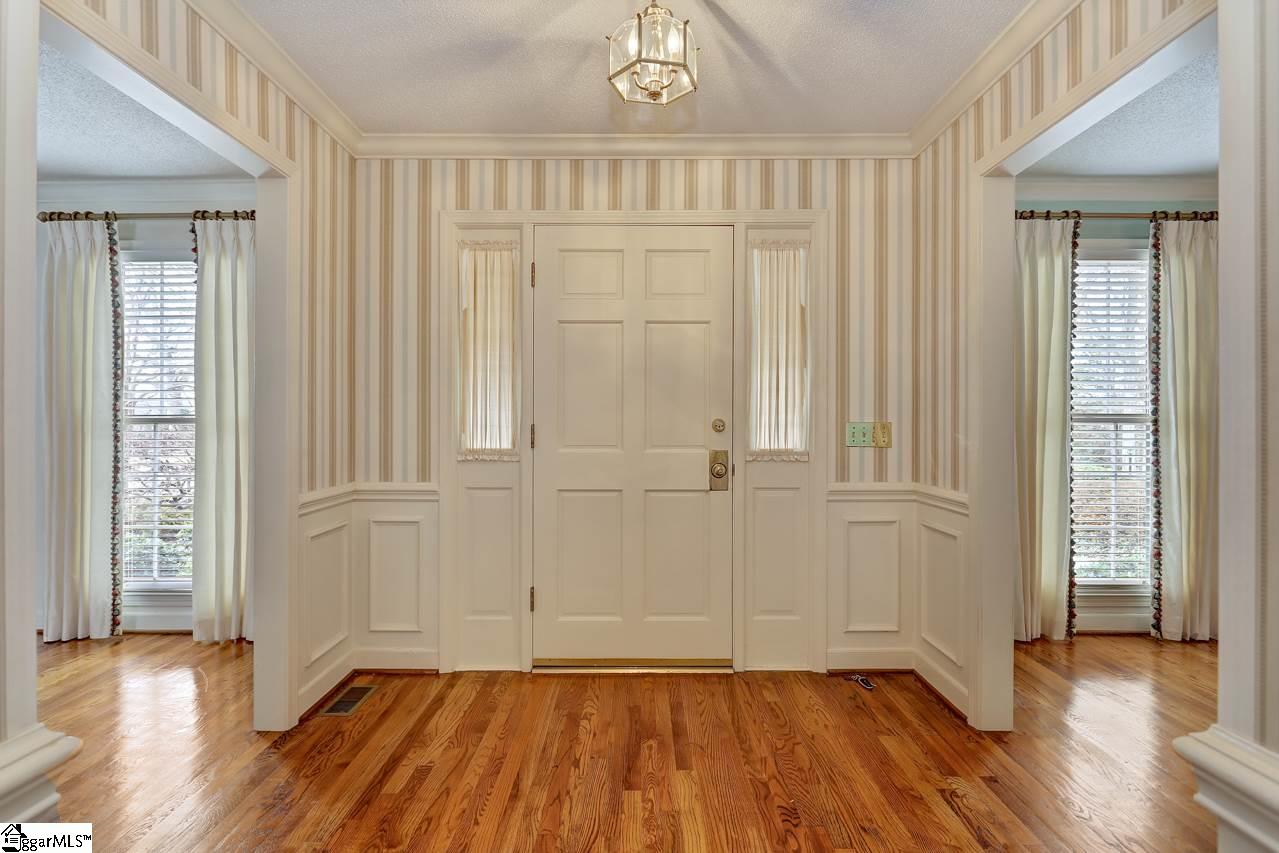 125 River Oaks Road Greer, SC 29650 - Photo 7 of 28 Gallery Image 7