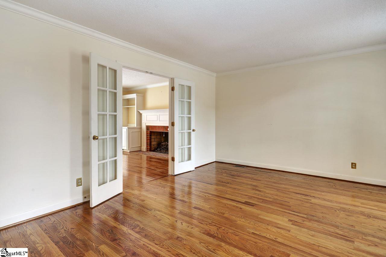 125 River Oaks Road Greer, SC 29650 - Photo 9 of 28 Gallery Image 9