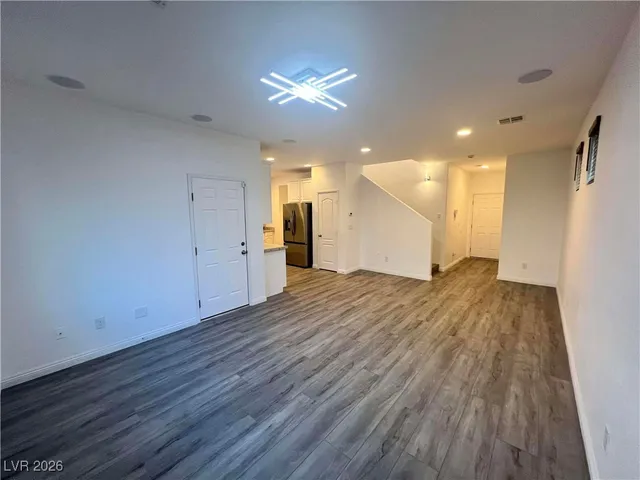 $2,091 | 7638 Peaceful Trellis Drive, Las Vegas, NV 89179