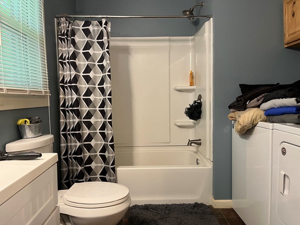 196 Oak Grove Road Austinville, VA 24312 - Photo 19 of 28 Gallery Image 19