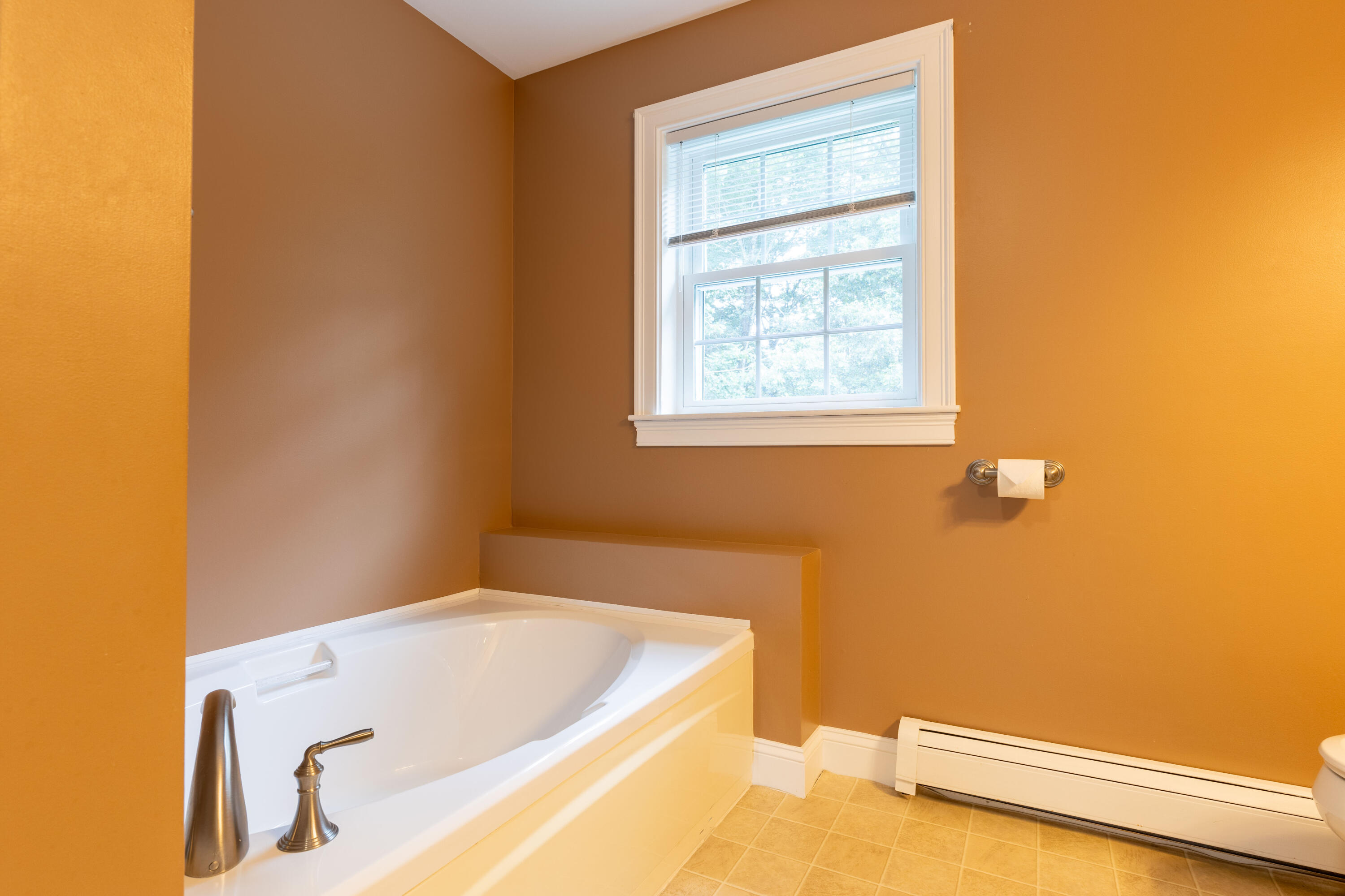 2 Highpointe Circle Kittery, ME 03904 - Photo 17 of 36 9L9A1660-HDR