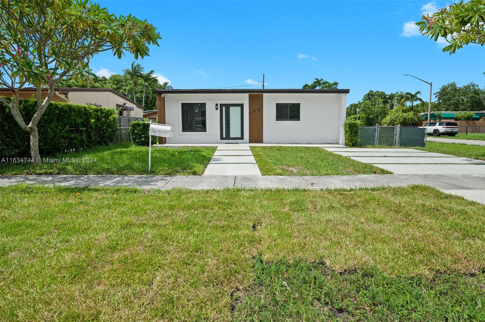 6401 Southwest 38th Street Miami, FL 33155 - Photo 1 of 32 Gallery Image 1