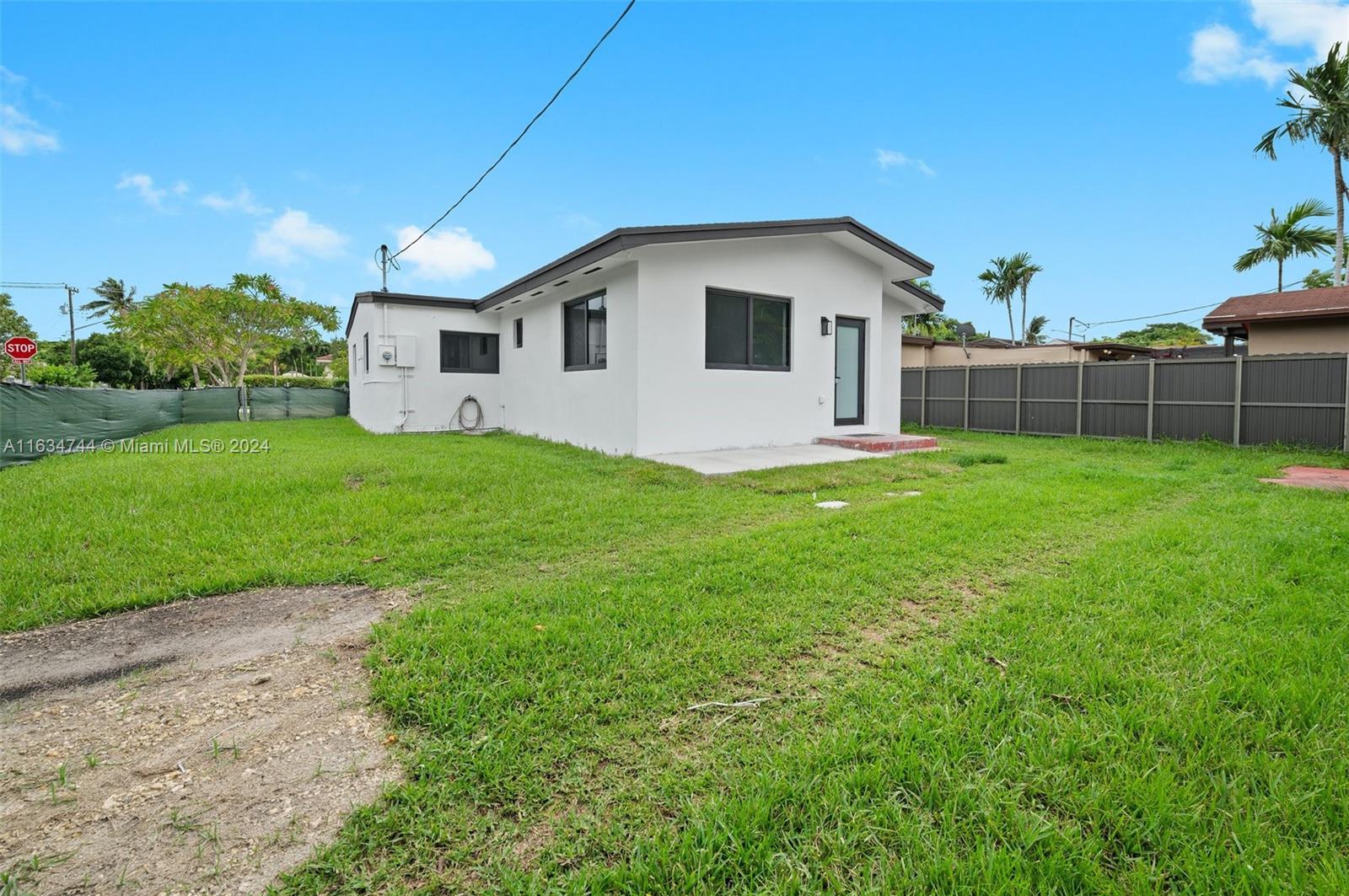 6401 Southwest 38th Street Miami, FL 33155 - Photo 29 of 32 Gallery Image 29
